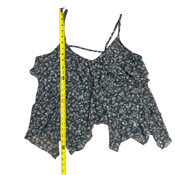 Abercrombie & Fitch Handkerchief Style Ruffle Tiered Top Large Dainty Feminine - Picture 7 of 8